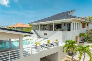 Luxury Ocean View Villa with Private Pool - Curaçao - Ubytování bez kategorie ve městě Willibrordus