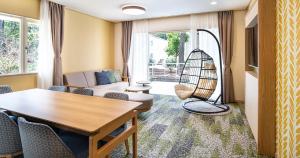 Seagaia Forest Cottages