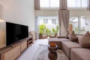 Loft Uno Pererenan, A Private Pool Haven 5-mins walk to the beach