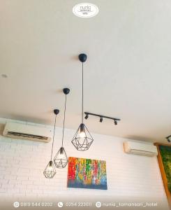 Nunia TamanSari Hotel