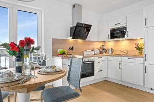 Sea Apartment Mojo- Meerblick, Infrarotauna, Terrasse