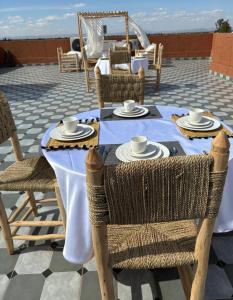 VILLA NOÛR PALACE avec piscine jaccuzi à Marrakech