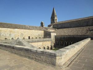 Hotels Logis Hostellerie De L'Abbaye : photos des chambres