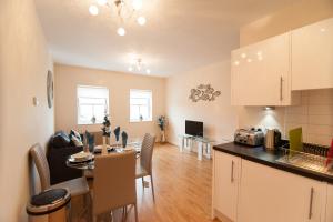 Station Suites