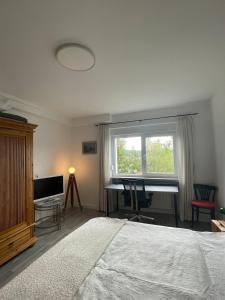 Sehr schöne neu renovierte Ferienwohnung Spechthöhle