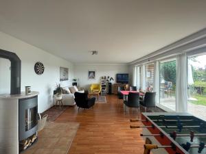 Sehr schöne neu renovierte Ferienwohnung Spechthöhle