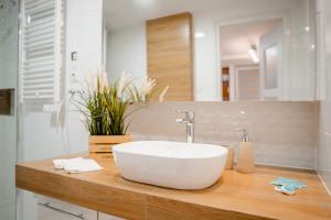 Kraków Apt - Top Location, Old Town Nearby - by Rentujemy