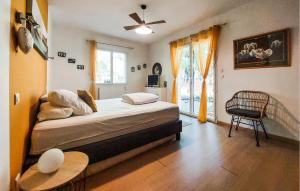 Cozy Home In Sarliac With Wifi