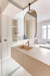 Studio Elegant Tour Eiffel