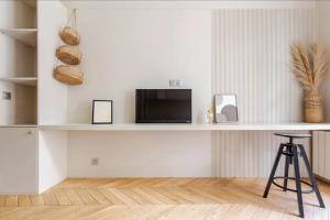 Studio Elegant Tour Eiffel