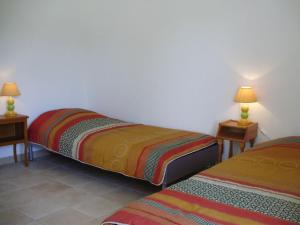 Charmant Gîte Rénové avec Jardin Privé, Cheminée et WiFi à Vairé, Vendée - FR-1-426-411