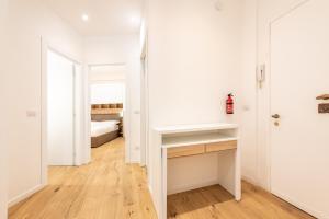 Navigli 2-Bedroom and Sofa Bed Home