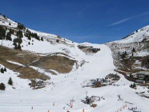 Studio cabine 3 couchages près des pistes à Auris - FR-1-297-351