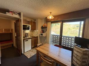 Studio cabine 3 couchages près des pistes à Auris - FR-1-297-351