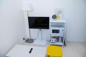 Cruise Inn Kitasenju Station Front1