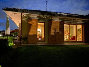 La casa di Angela intero appartamento