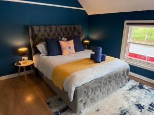 Crown and Shamrock Inn