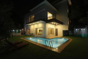 Platinum Villa