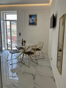 Azzurro Luxury Butique img6