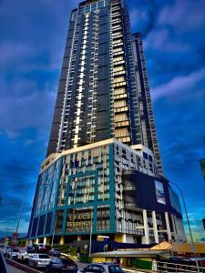 Space Residency by Avery with Cityview at JBCC #Free Parking #Walk 100m to KSL #Infinity Pool #中英文房东