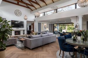 Franschhoek Homestead Manor House - 4hvězdičkové hotely ve městě Franschhoek