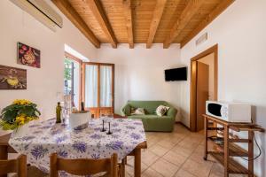 AGRITURISMO COLOMBARE TEBOI