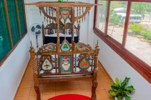 Bright Diani Studio with King Bed, 2min to Beach