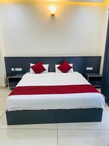 RIVULET HOTEL APARTMENTS