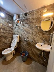 Red House Hostels - POWAI HOSTELS GROUPS