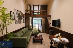 Duplex Apt-Van Mieu view- Hanoi Viber-Free Laudry in Center