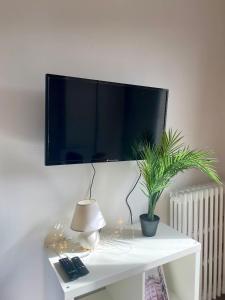 New 341 Suite Alfred - Cosy Apartment Paris Center