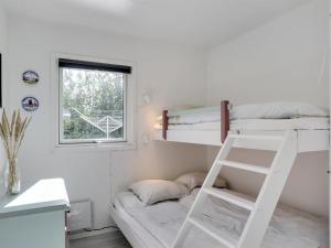 Holiday Home Ika - 600m from the sea by Interhome