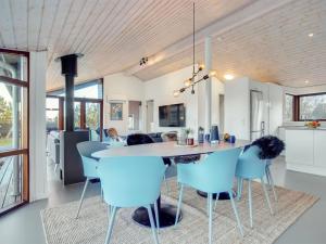 Holiday Home Sirpa - 1km from the sea by Interhome