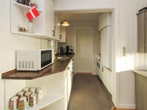 Holiday Home Jenson - 75m from the sea by Interhome