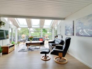 Holiday Home Flora - 150m from the sea by Interhome