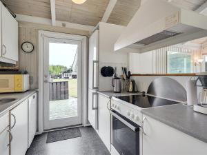 Holiday Home Gjorgjija - from the sea by Interhome