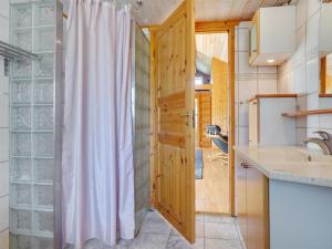 Holiday Home Hæryst - 175m from the sea by Interhome