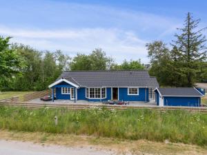 Holiday Home Hæryst - 175m from the sea by Interhome