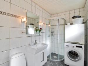 Holiday Home Zenitha - 300m from the sea by Interhome