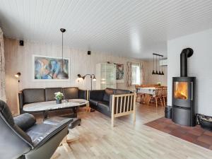 Holiday Home Zenitha - 300m from the sea by Interhome