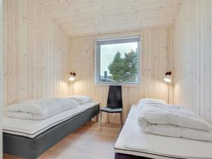 Holiday Home Jerrit - 225m from the sea by Interhome