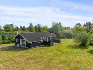 Holiday Home Jil - 750m from the sea by Interhome