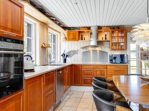 Holiday Home Erna - 400m from the sea by Interhome