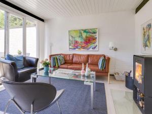 Holiday Home Enya - 600m from the sea by Interhome