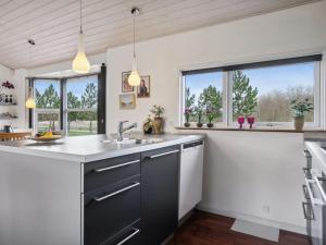 Holiday Home Andrea - 1-4km from the sea by Interhome