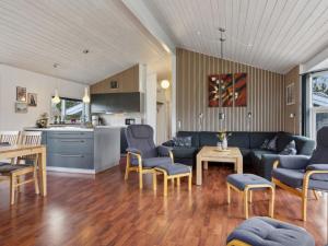 Holiday Home Andrea - 1-4km from the sea by Interhome