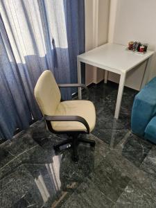 Athens Vibe Apartment - Gazi by ΜΡS