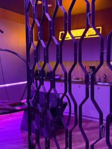 BDSM SWING KLIMA TOP Jakośc, Apartament Idelny na Prezent ,Lustra wszedzie ,SUPER wygodne łóżko , huśtawka , tylko dla dorosłych ADULTS ONLY Parking w cenie