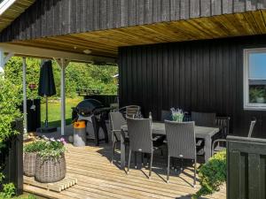 Holiday Home Esalina - from the sea by Interhome