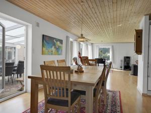 Holiday Home Yorick - 1km from the sea by Interhome
